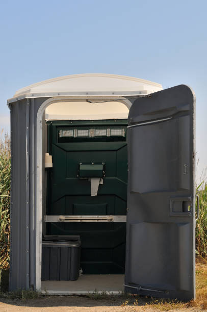 Best Sanitation services for porta potties  in Mason Neck, VA